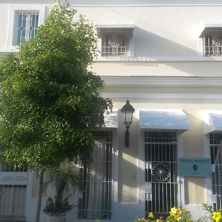 Hotel Portes 9 ซานโตโดมิงโก ภายนอก รูปภาพ