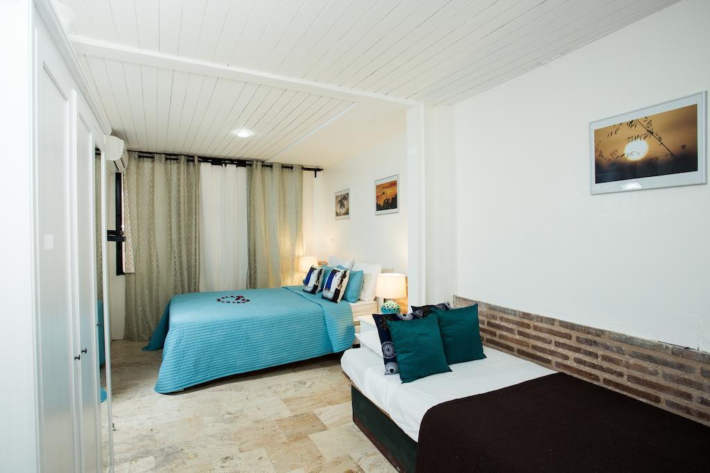 Hotel Portes 9 ซานโตโดมิงโก ภายนอก รูปภาพ