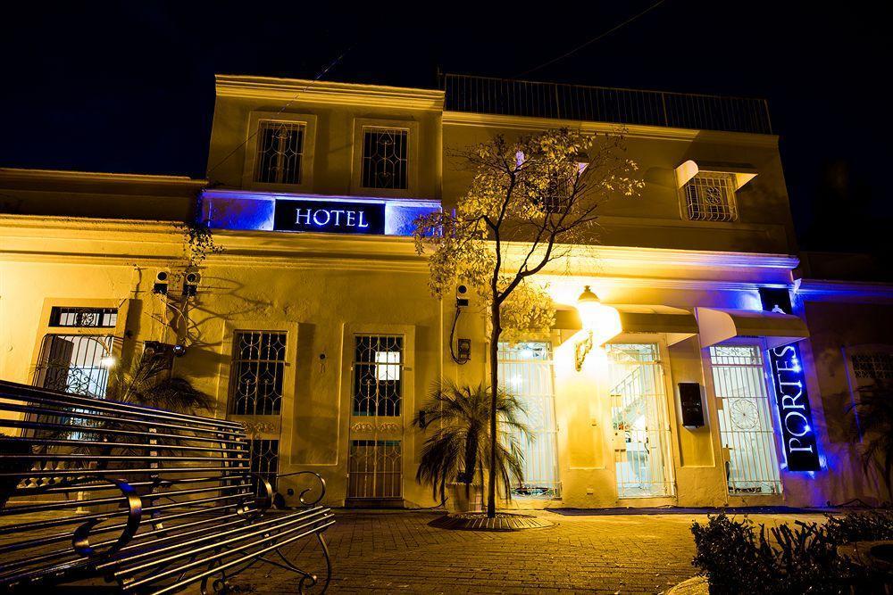 Hotel Portes 9 ซานโตโดมิงโก ภายนอก รูปภาพ