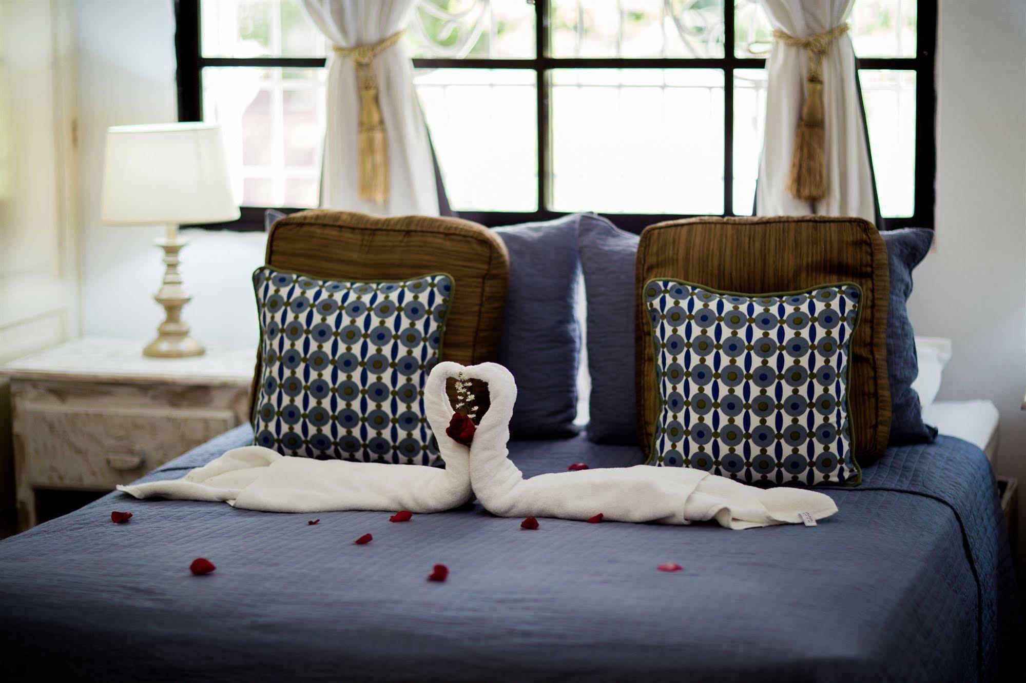 Hotel Portes 9 ซานโตโดมิงโก ภายนอก รูปภาพ