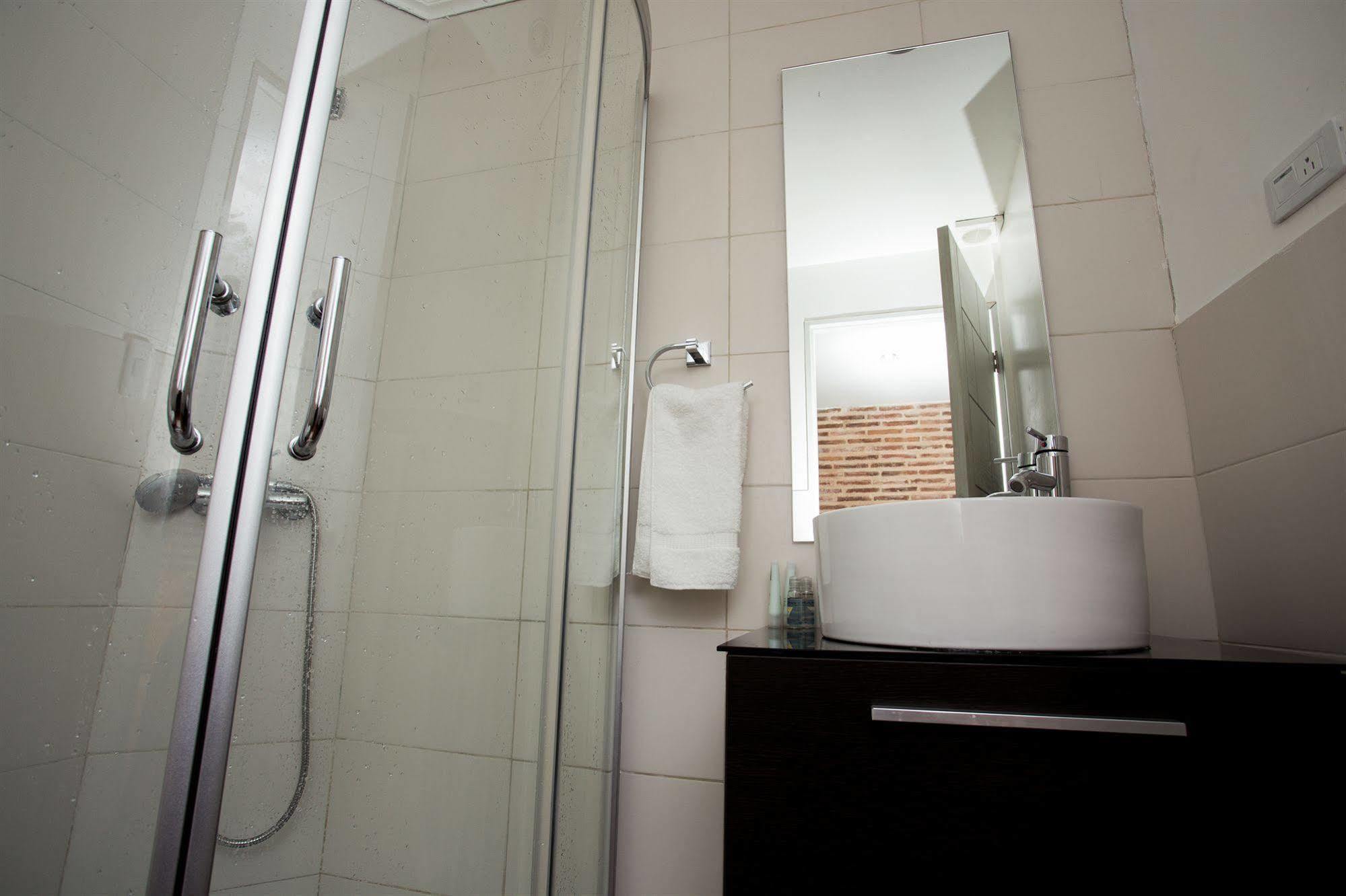 Hotel Portes 9 ซานโตโดมิงโก ภายนอก รูปภาพ